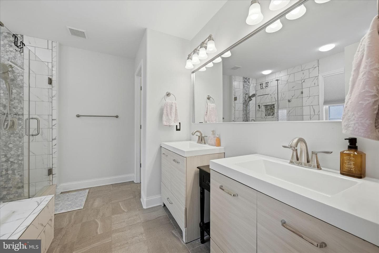 218 Flanagan Drive photo 36