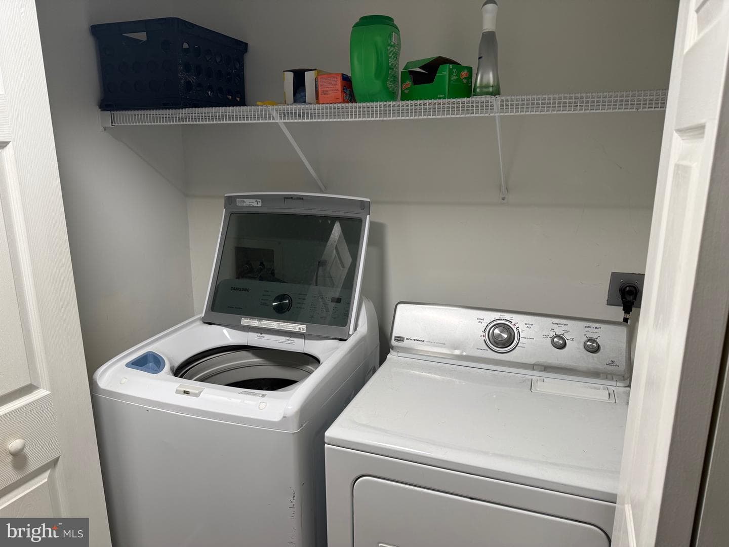 345 Surrey Club Lane photo 12