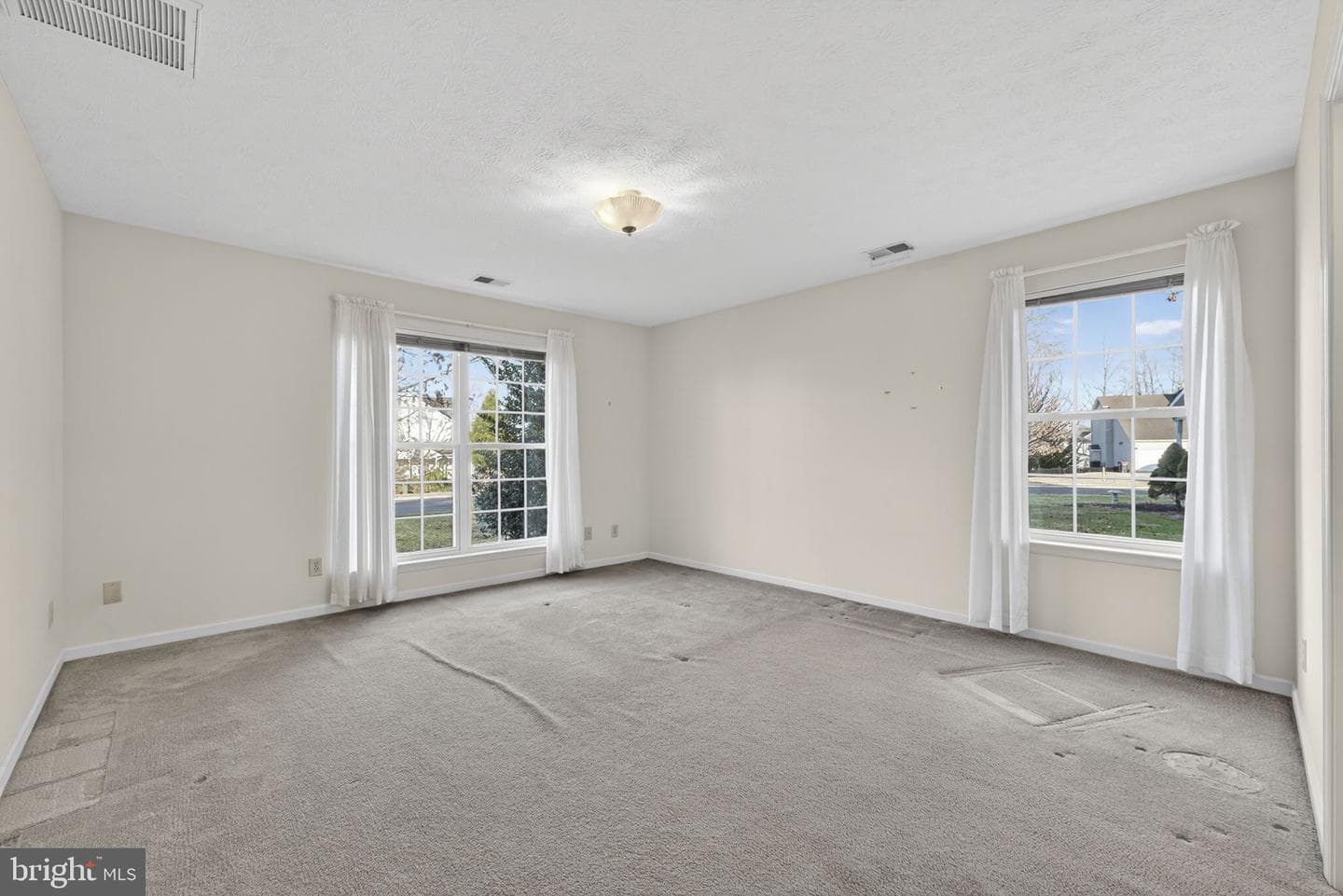 236 Bentley Avenue photo 21