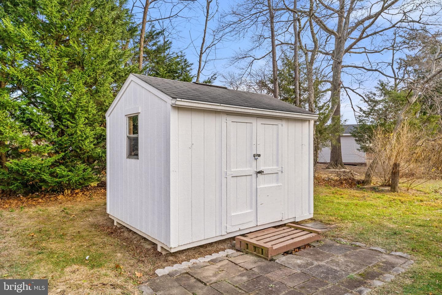 236 Bentley Avenue photo 37