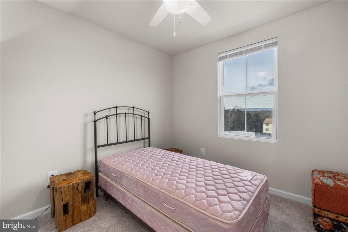131 Kensington Circle photo 18