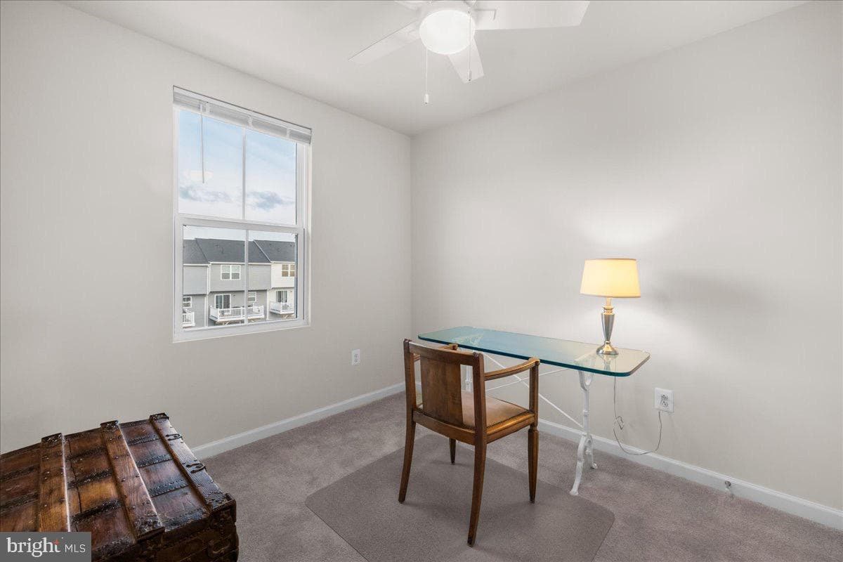 131 Kensington Circle photo 20