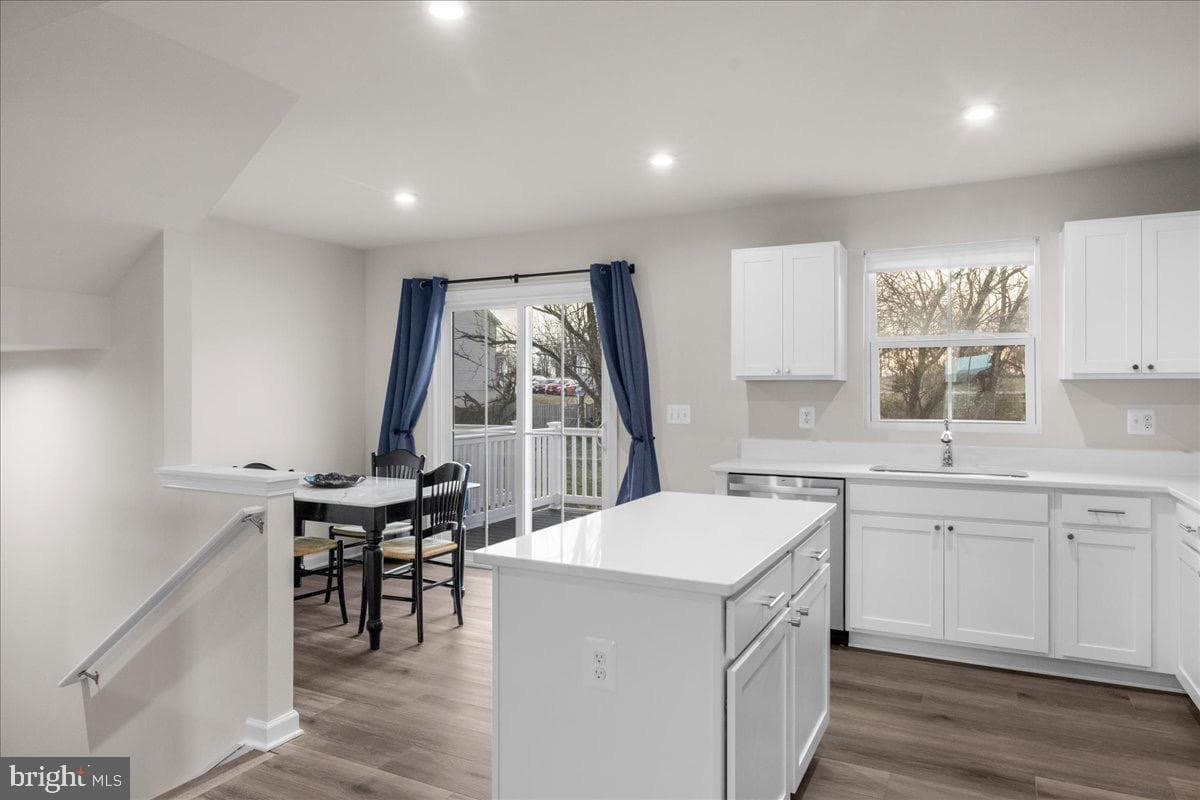 131 Kensington Circle photo 4