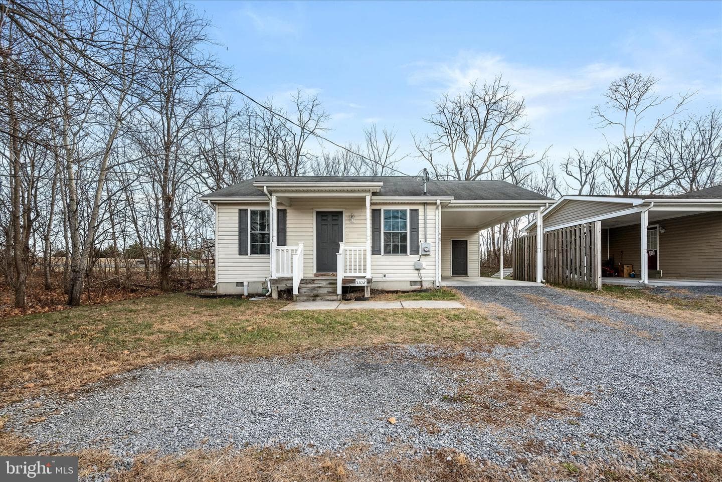 5102 Comer Drive photo 2