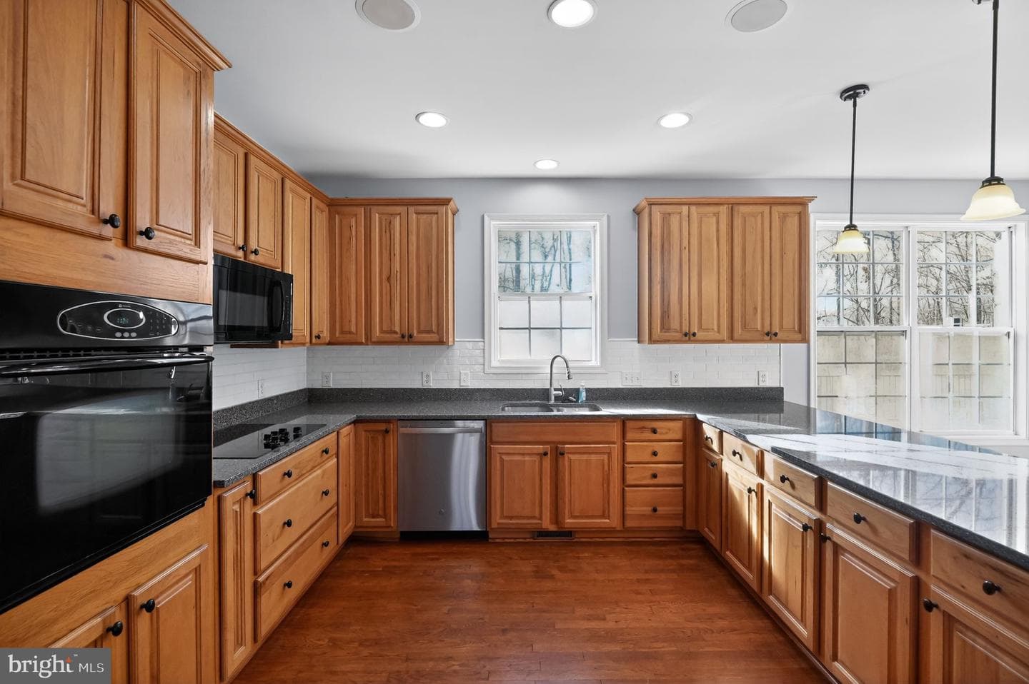 196 Joline Drive photo 25