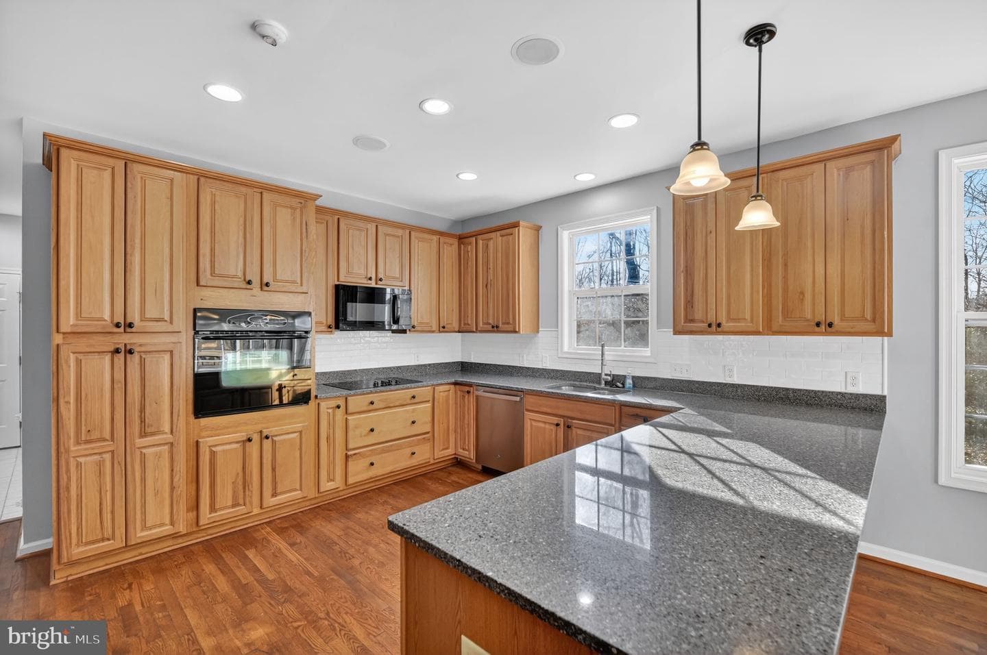 196 Joline Drive photo 29