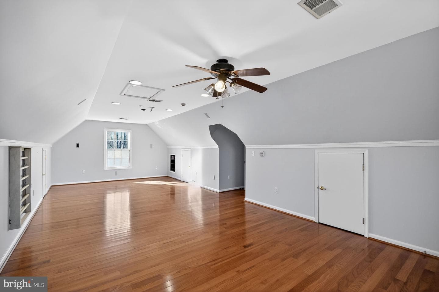 196 Joline Drive photo 44
