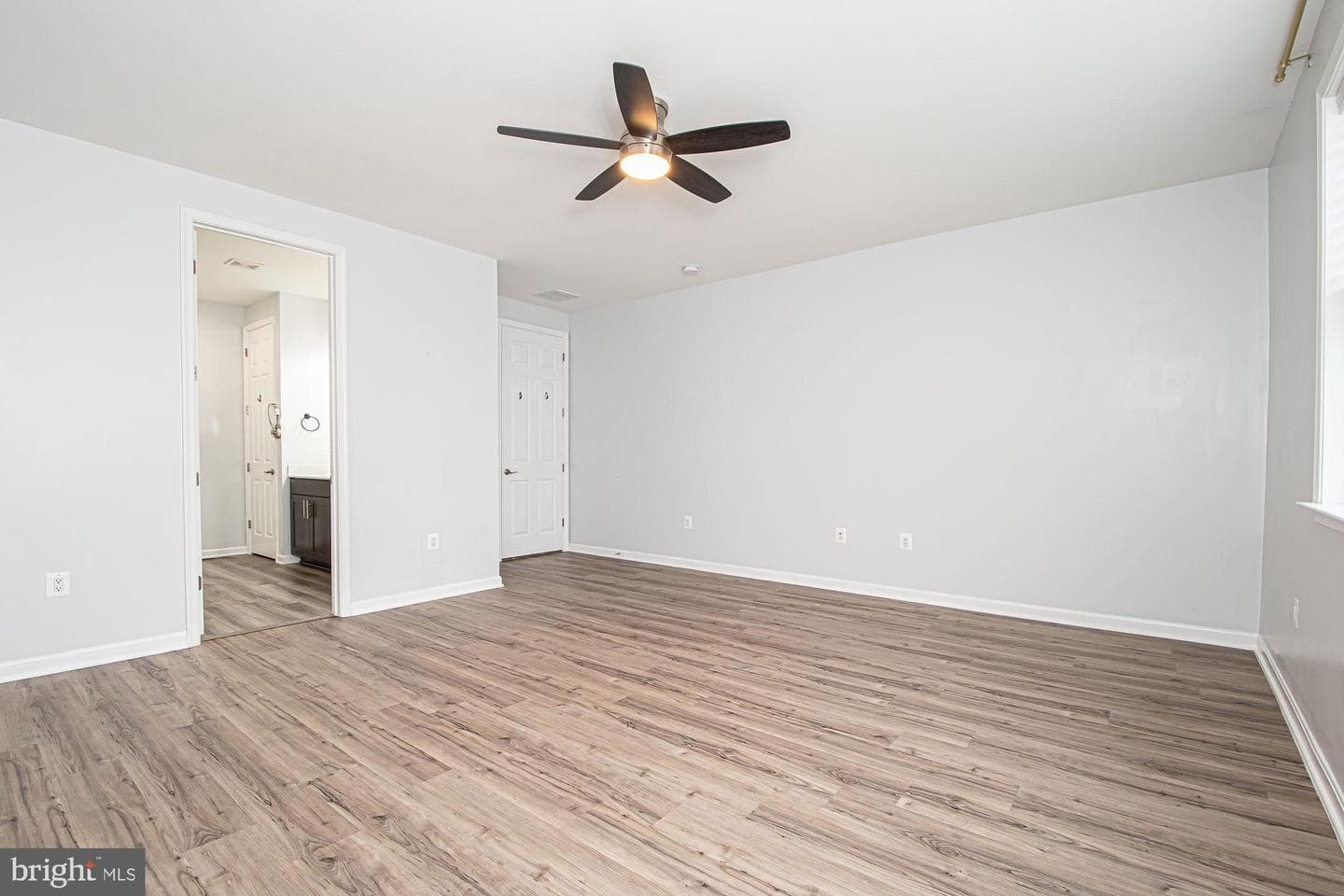147 Westchester Drive photo 18
