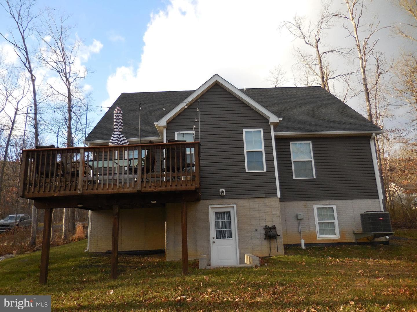 313 Beaver Trail photo 4