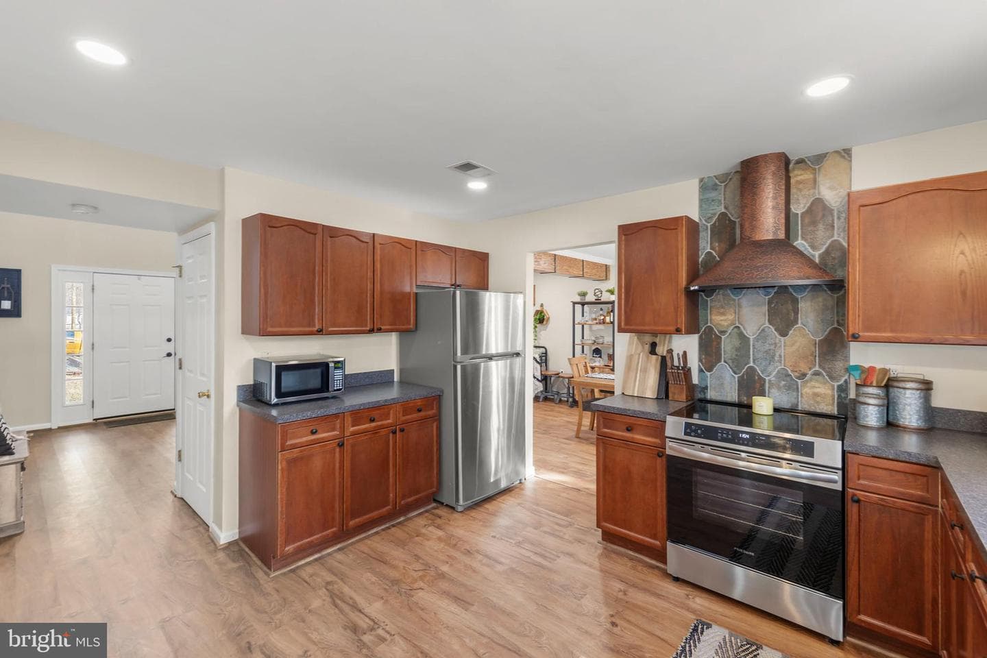 1105 Henry Drive photo 18