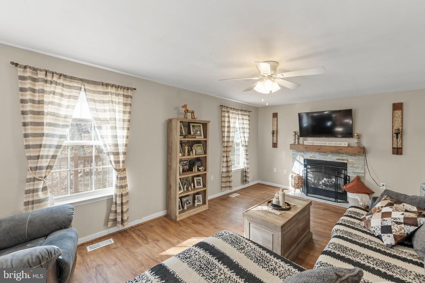 1105 Henry Drive photo 22