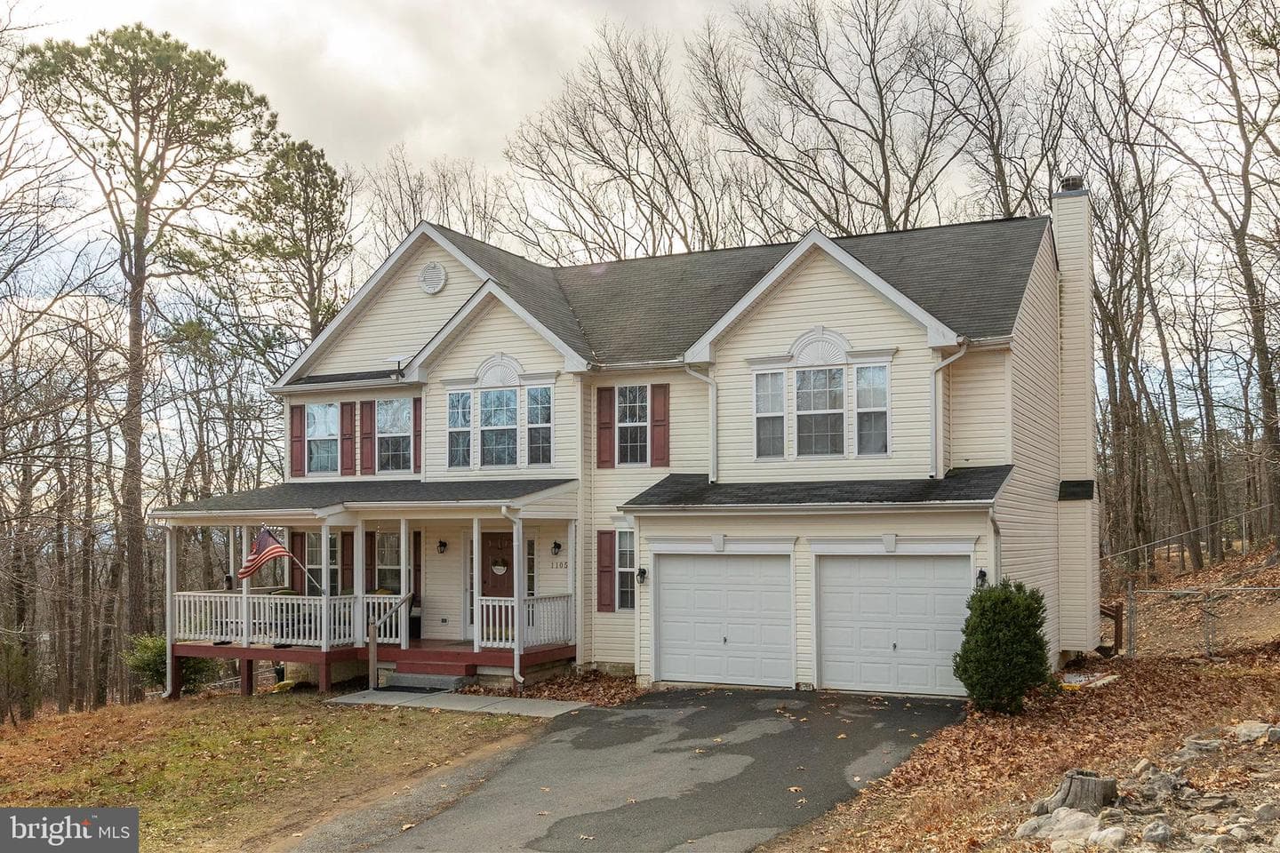 1105 Henry Drive photo 3