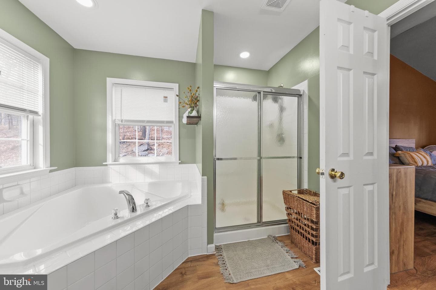 1105 Henry Drive photo 31