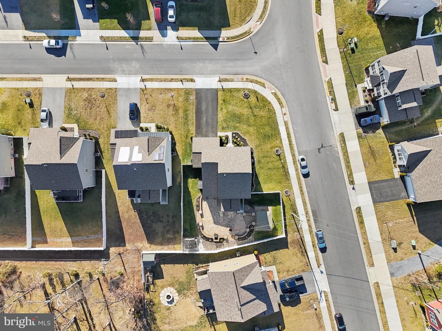 101 Sovereign Court photo 53