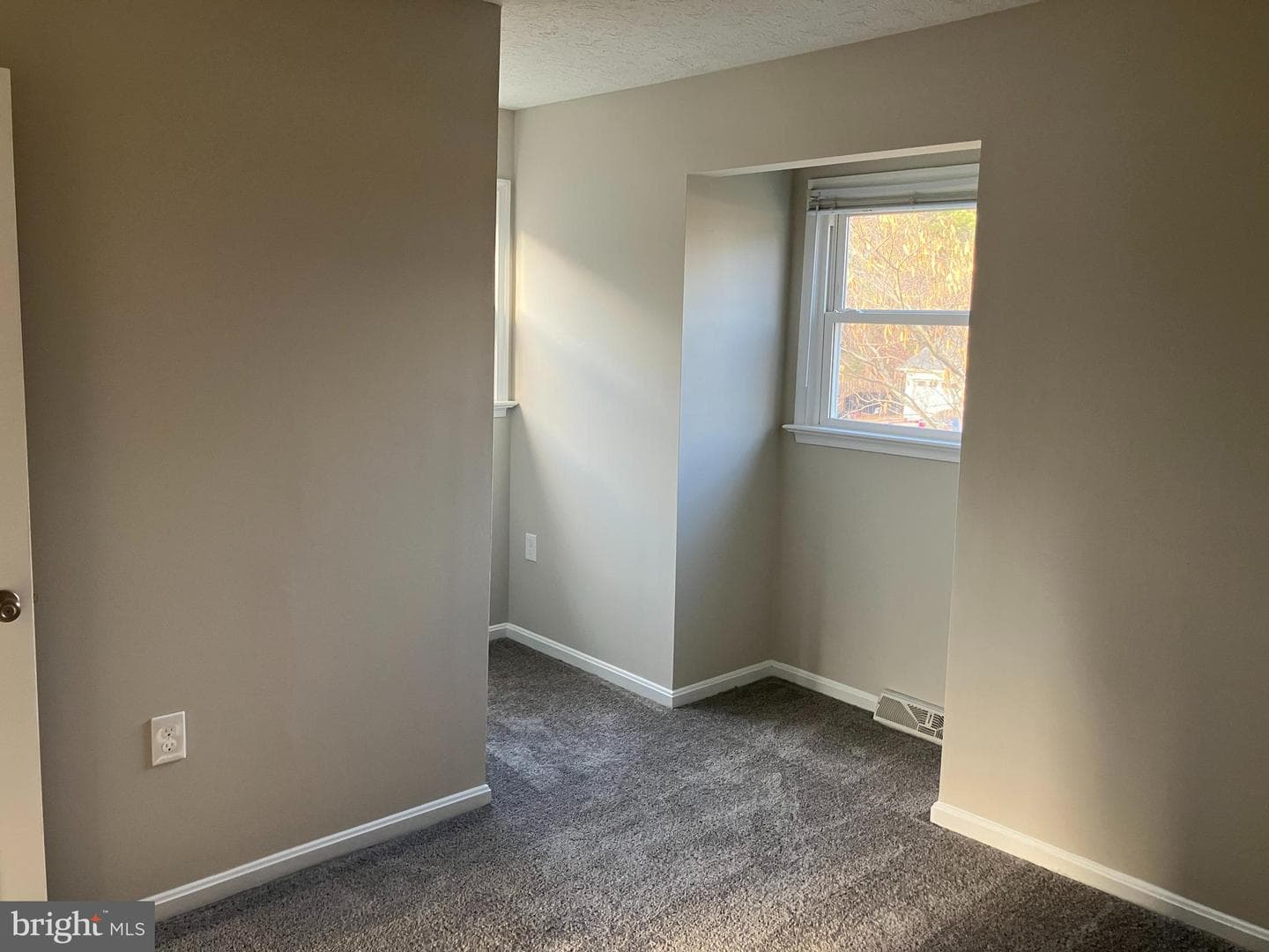 114 Buckingham Drive photo 10