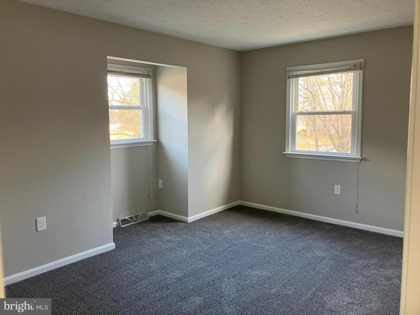 114 Buckingham Drive photo 7