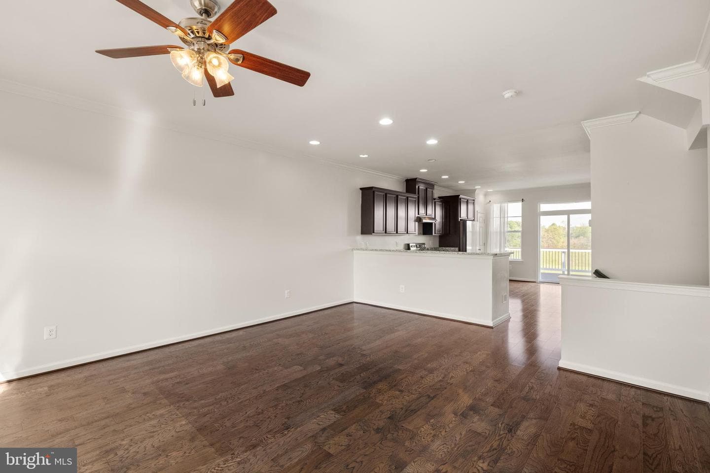 111 Rotunda Drive photo 11
