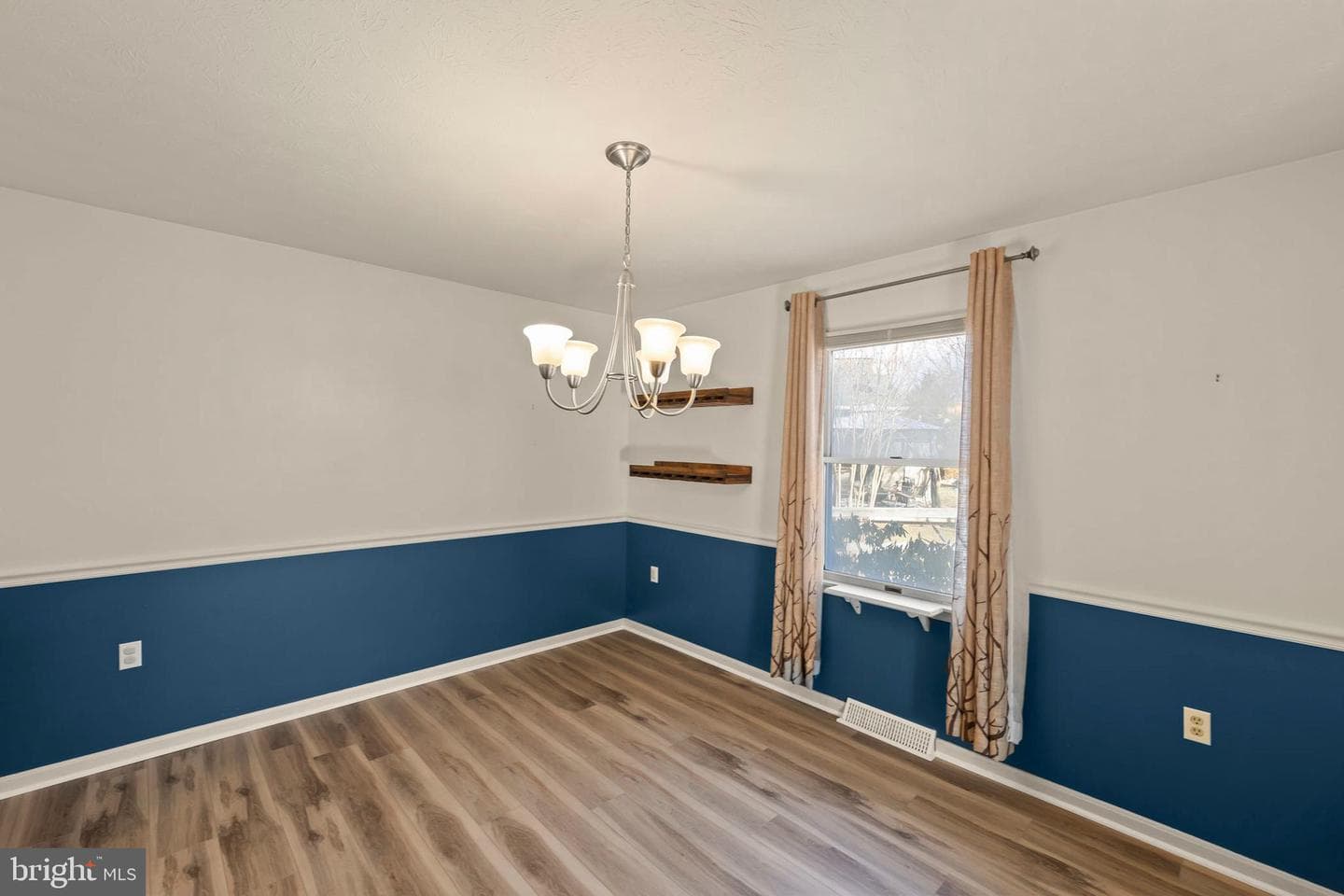 108 Columbia Circle photo 12