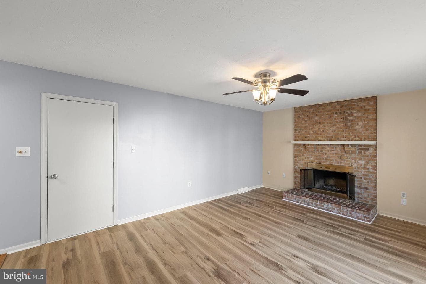 108 Columbia Circle photo 15