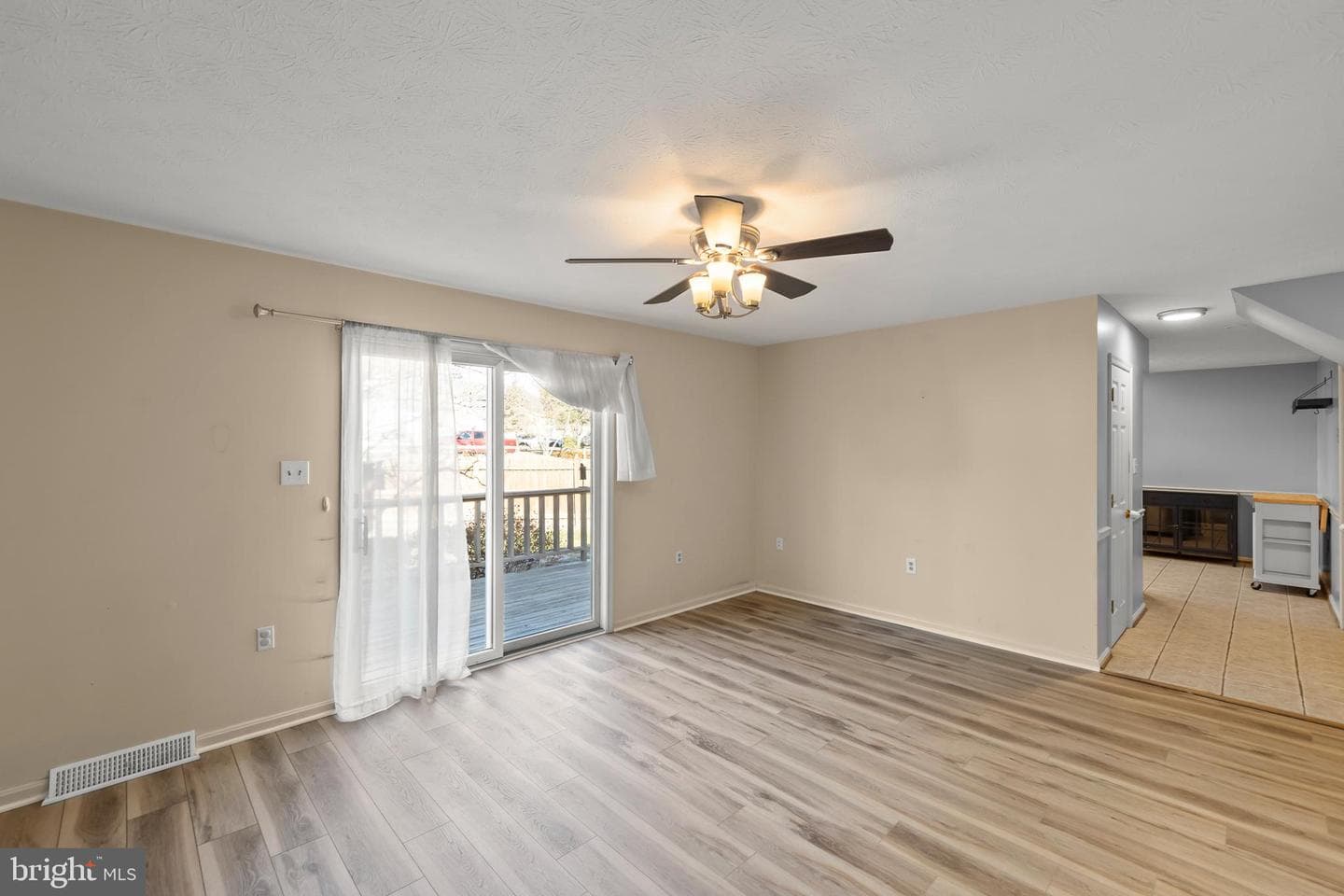108 Columbia Circle photo 16
