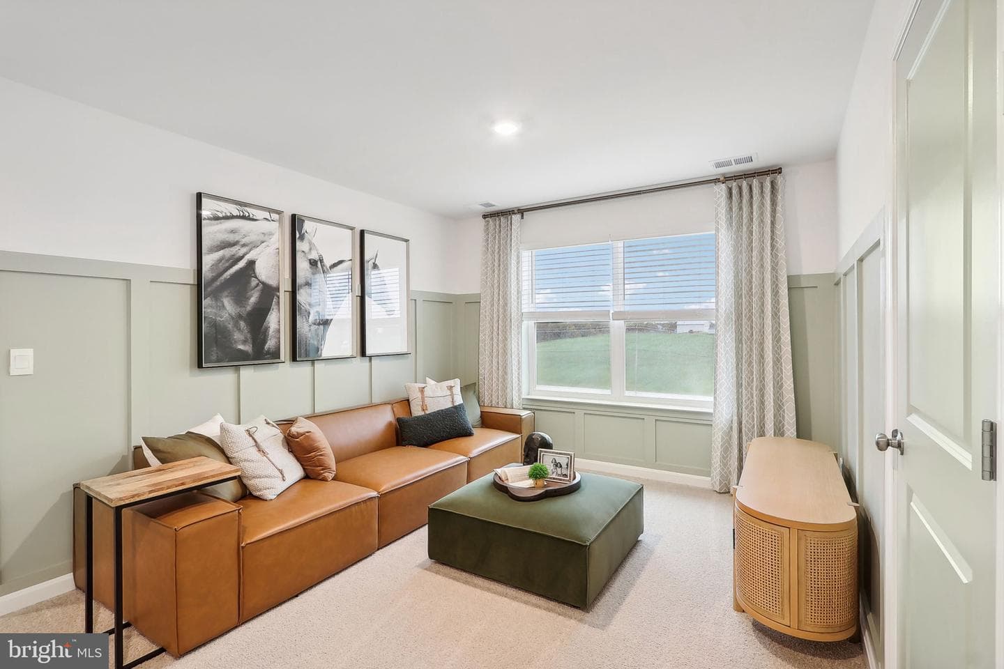 137 Woodford Drive photo 47