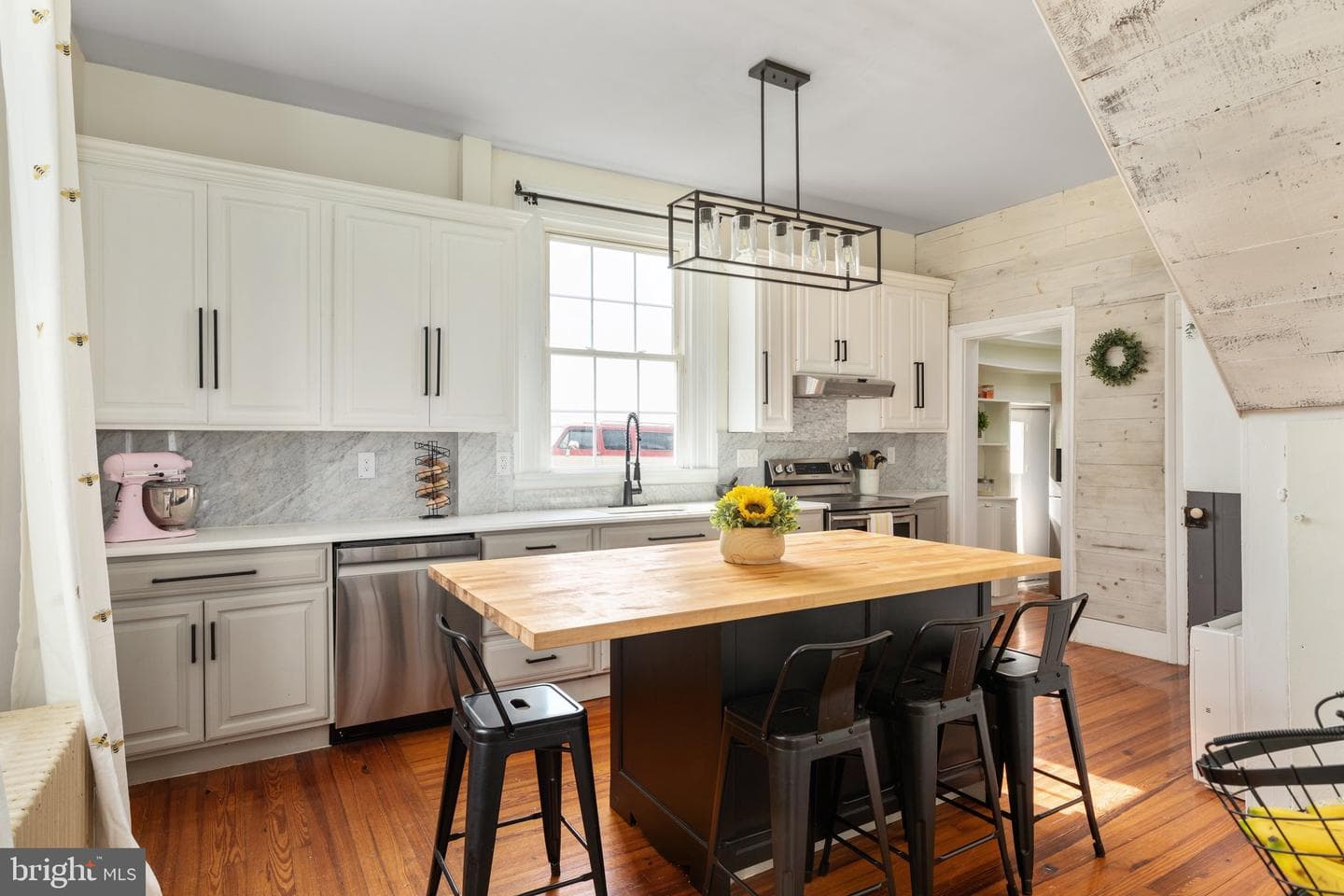 2239 Sixth Street photo 19
