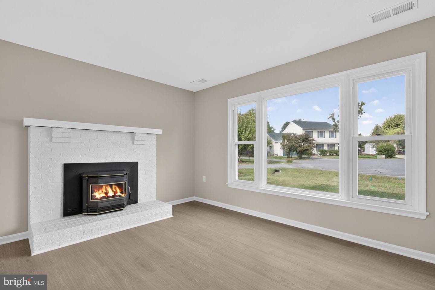109 Columbia Circle photo 13