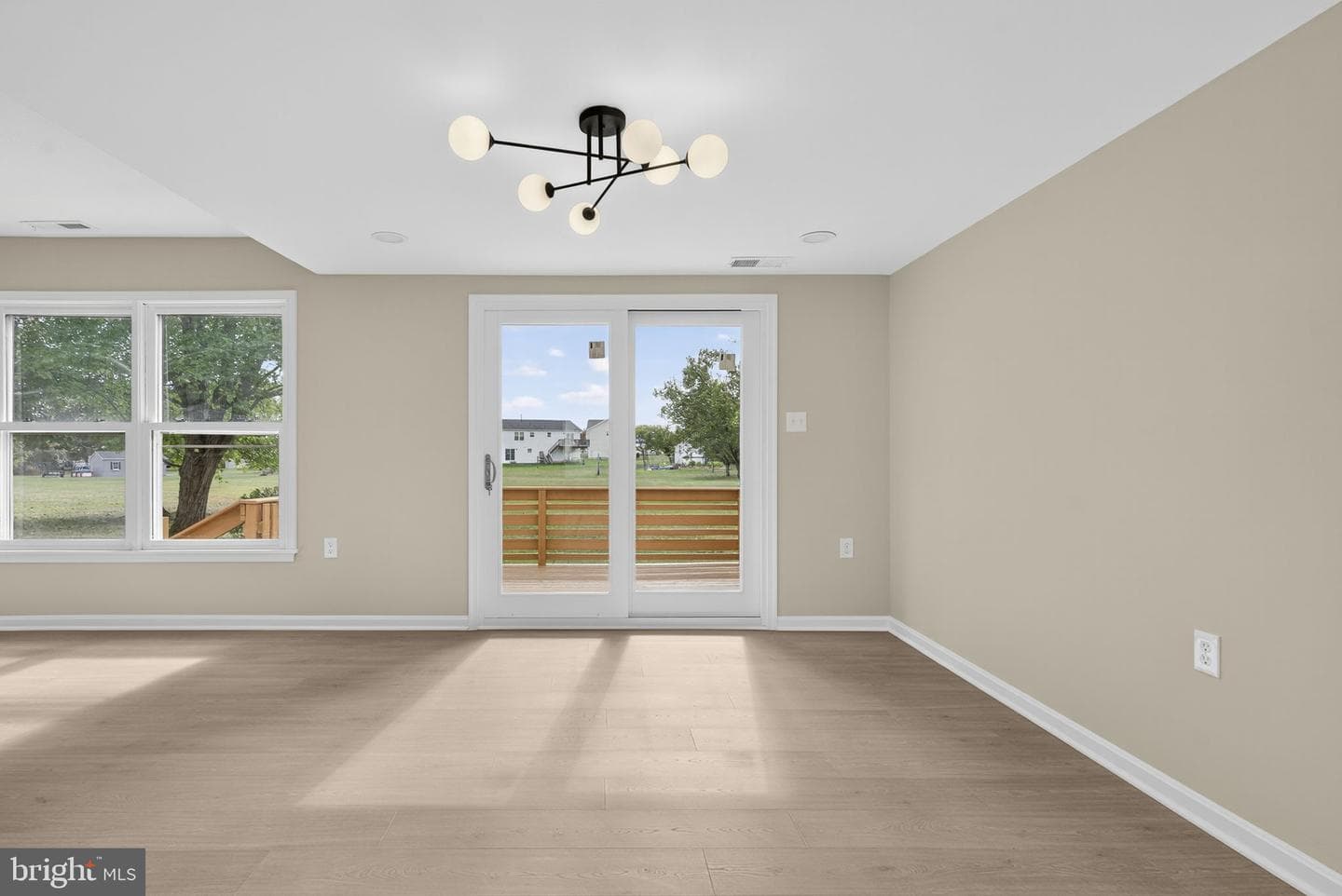 109 Columbia Circle photo 14
