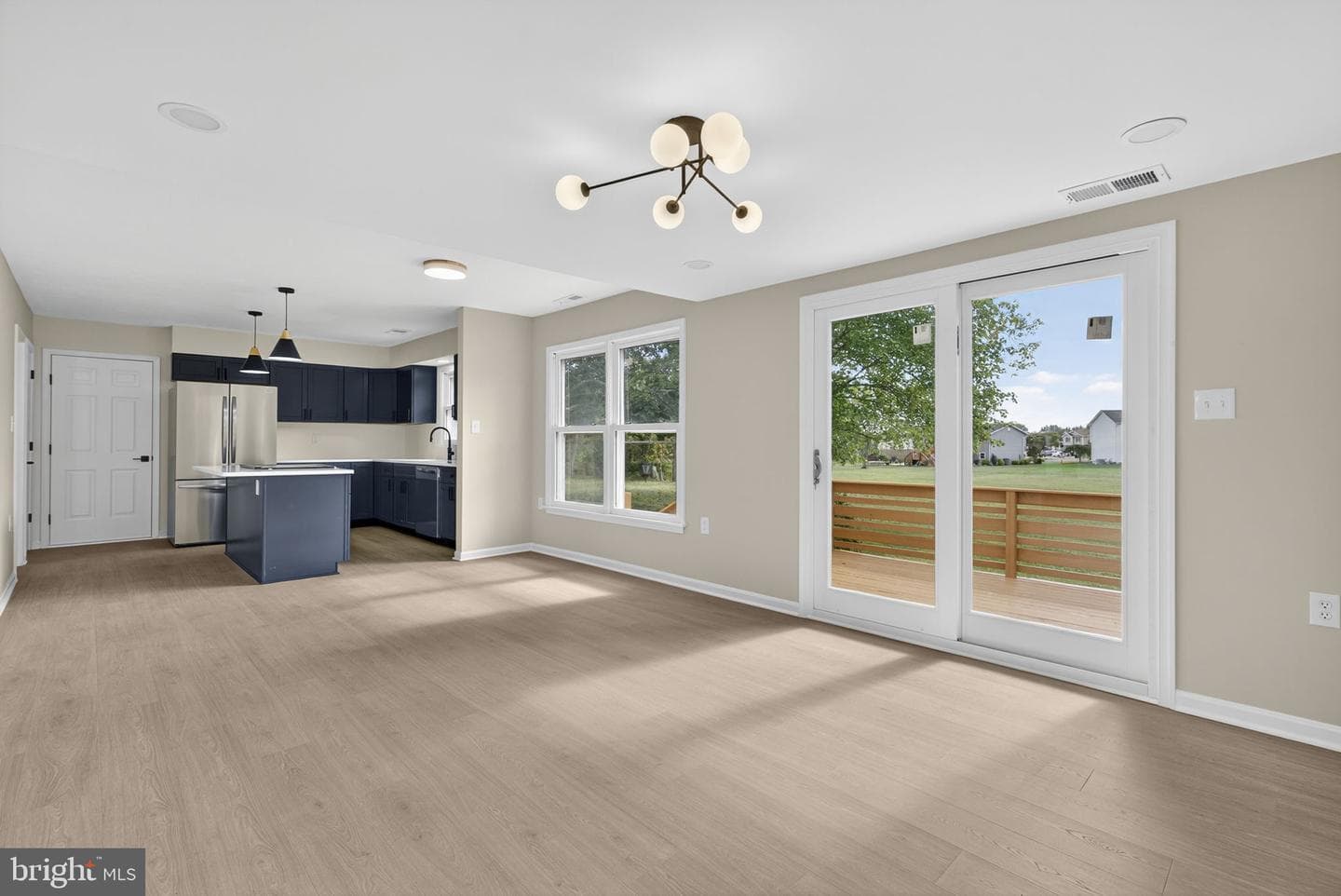 109 Columbia Circle photo 16