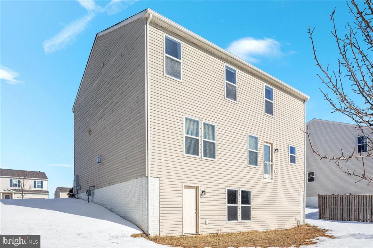 556 Garden Gate Drive photo 36
