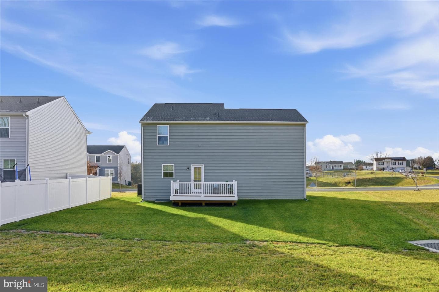 152 Emmet St photo 39