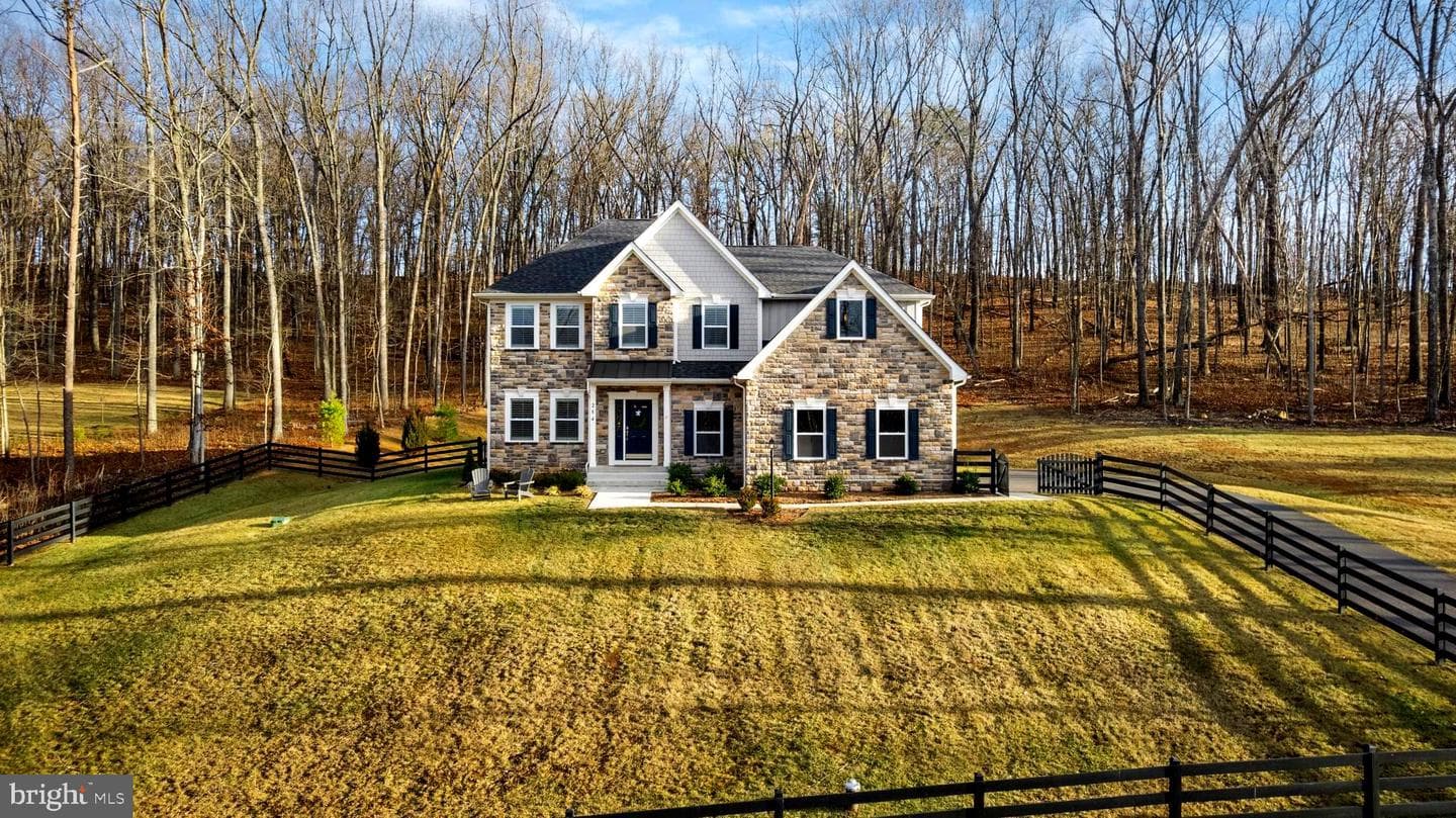 254 Whistlewood Lane photo 2