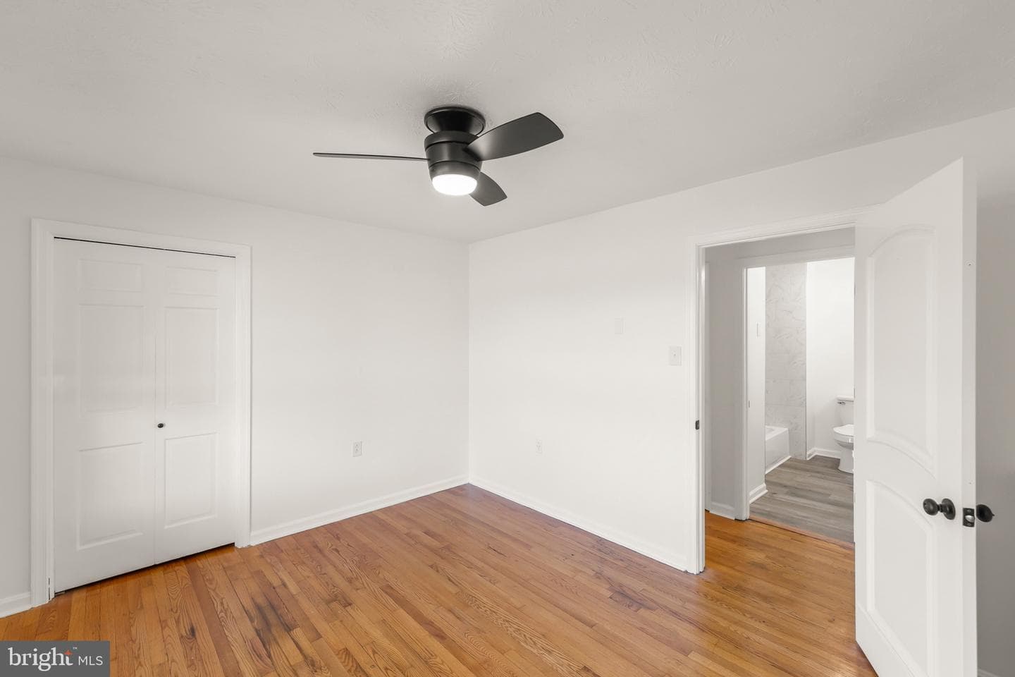 120 Amelia Avenue photo 27
