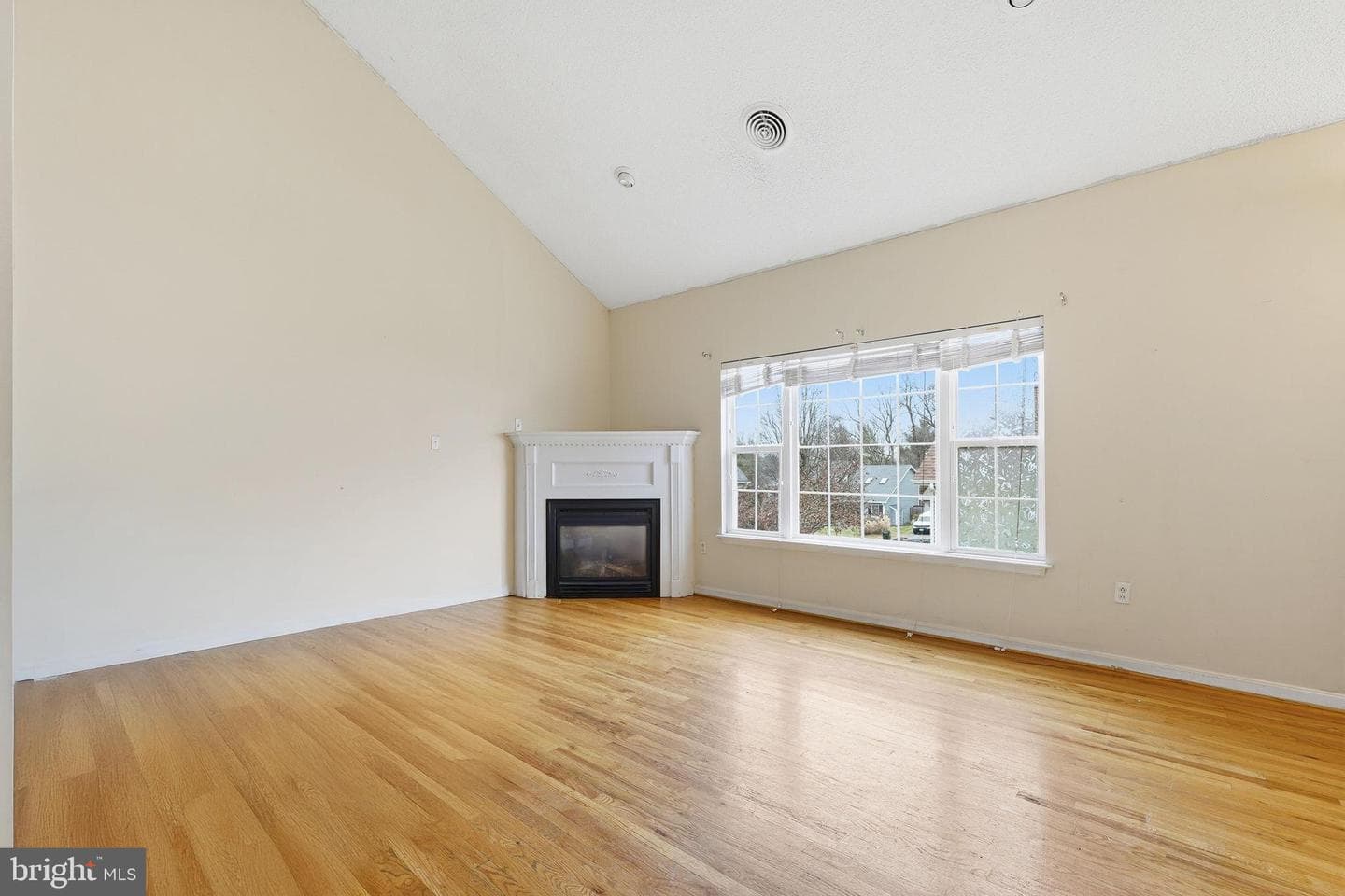 110 Rugby Place photo 12