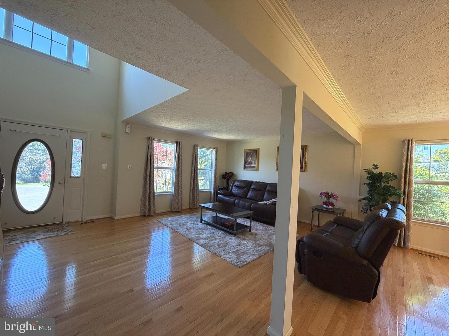 407 Tamarack Circle photo 8