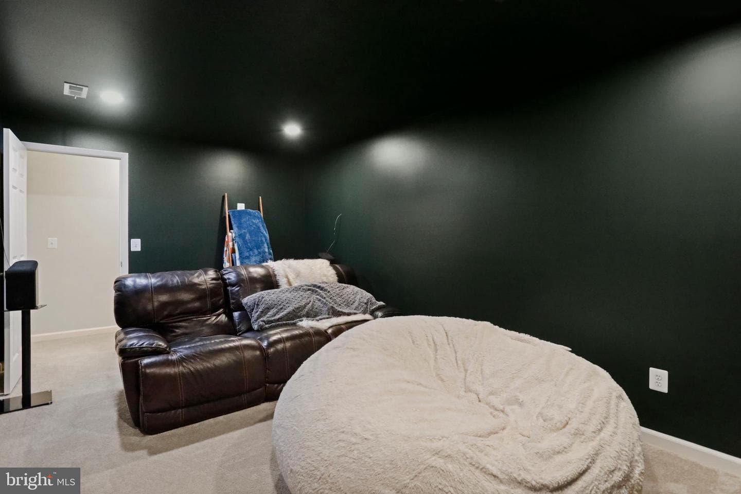 150 Norland Knoll Drive photo 34