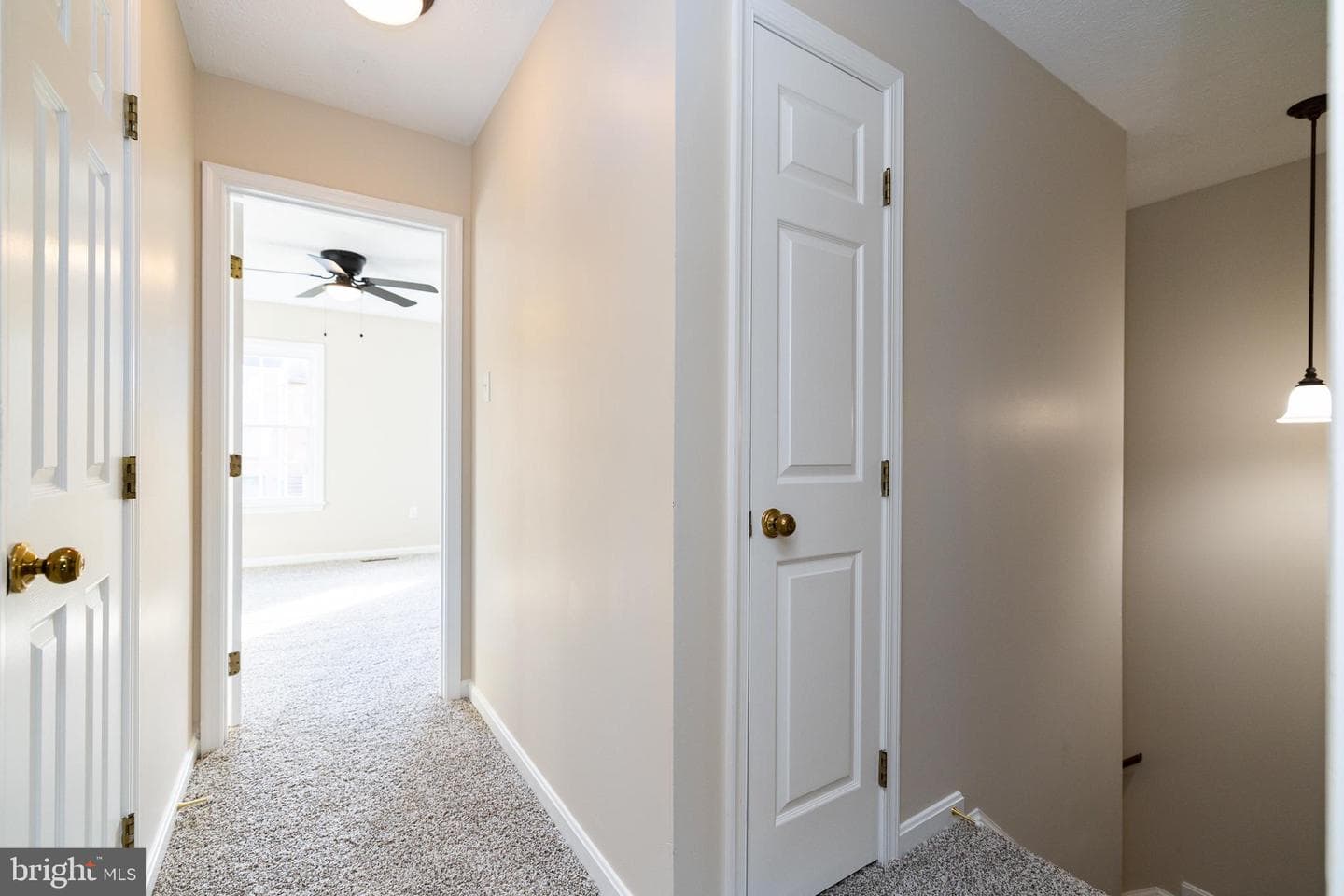 218 Tudor Drive photo 15