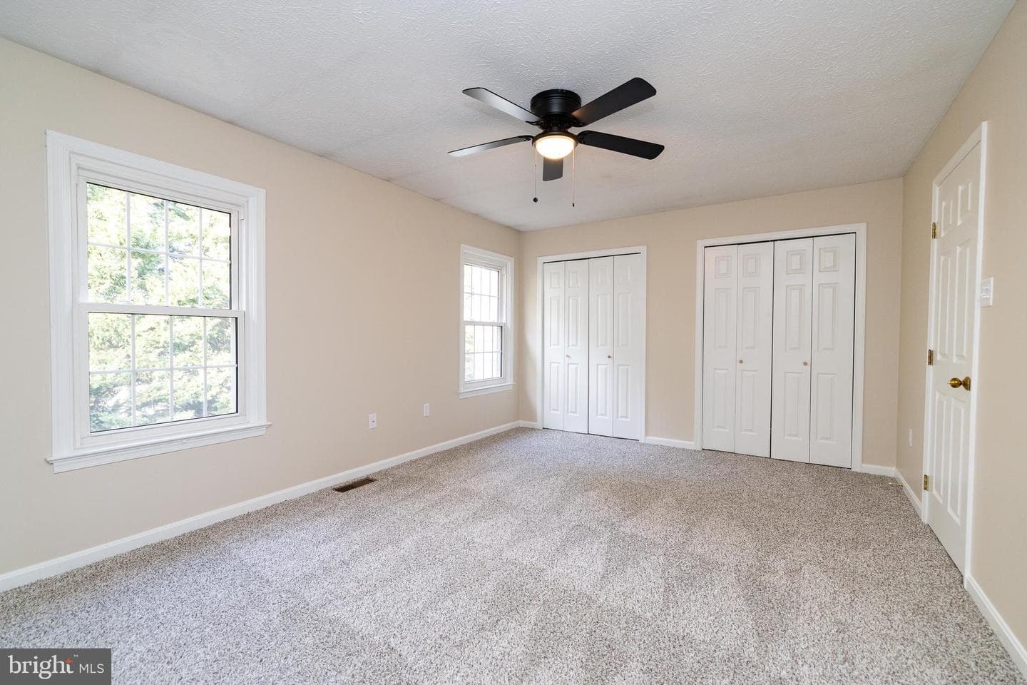 218 Tudor Drive photo 23