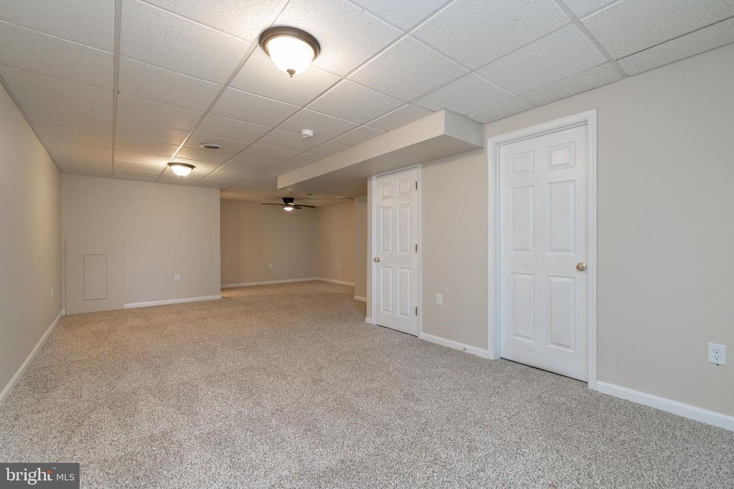 218 Tudor Drive photo 34