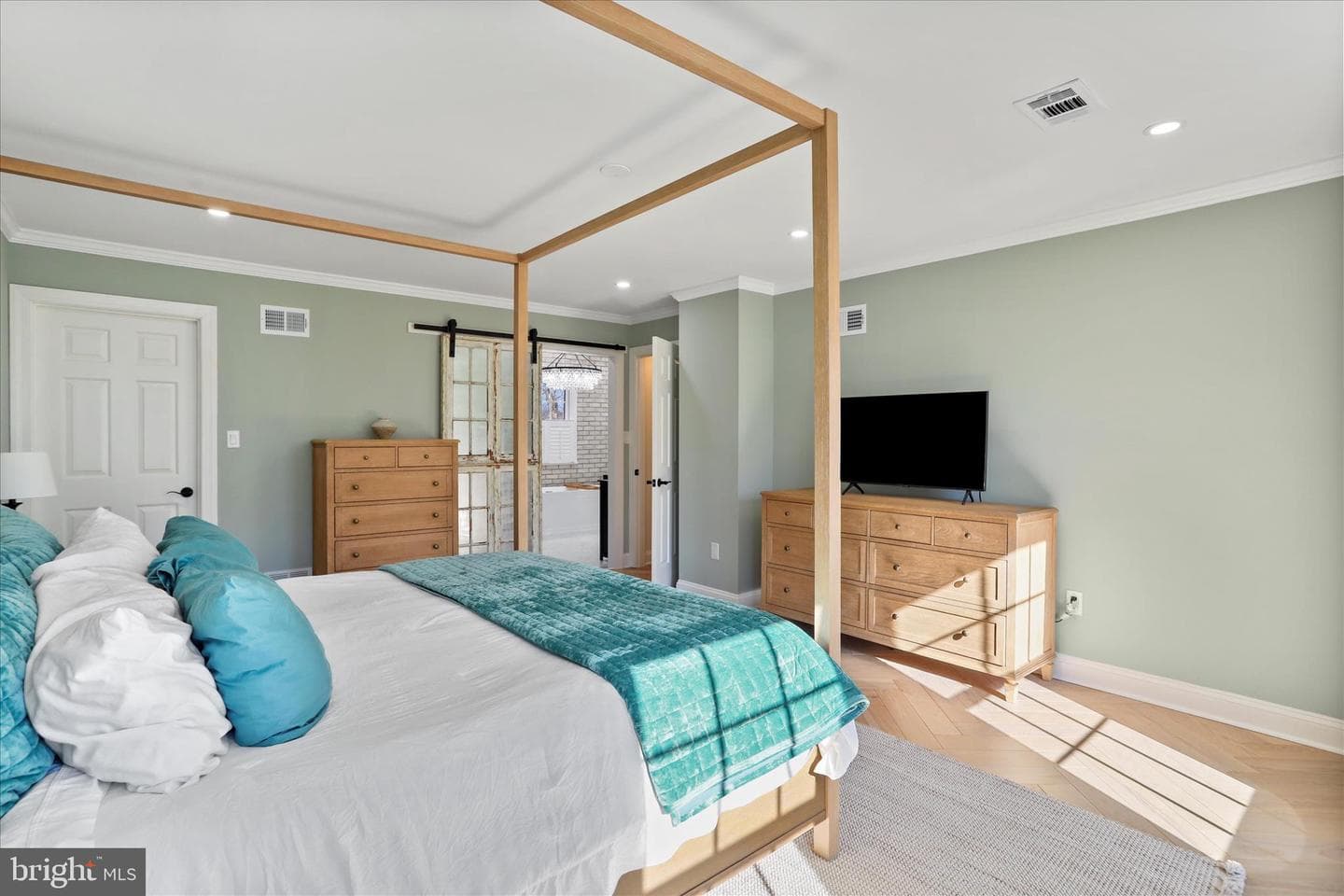 247 Mcguire Road photo 30