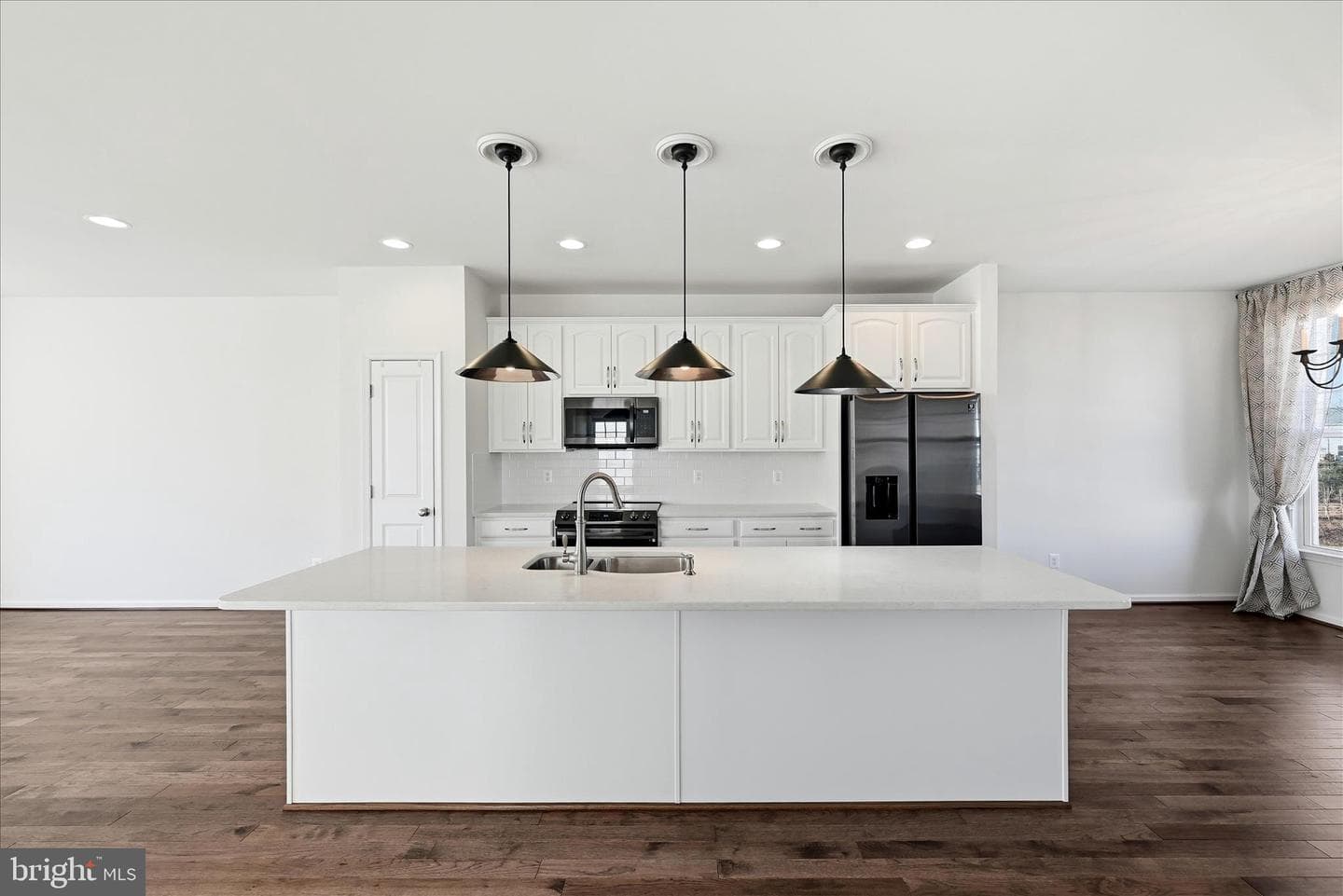 156 Solara Drive photo 23