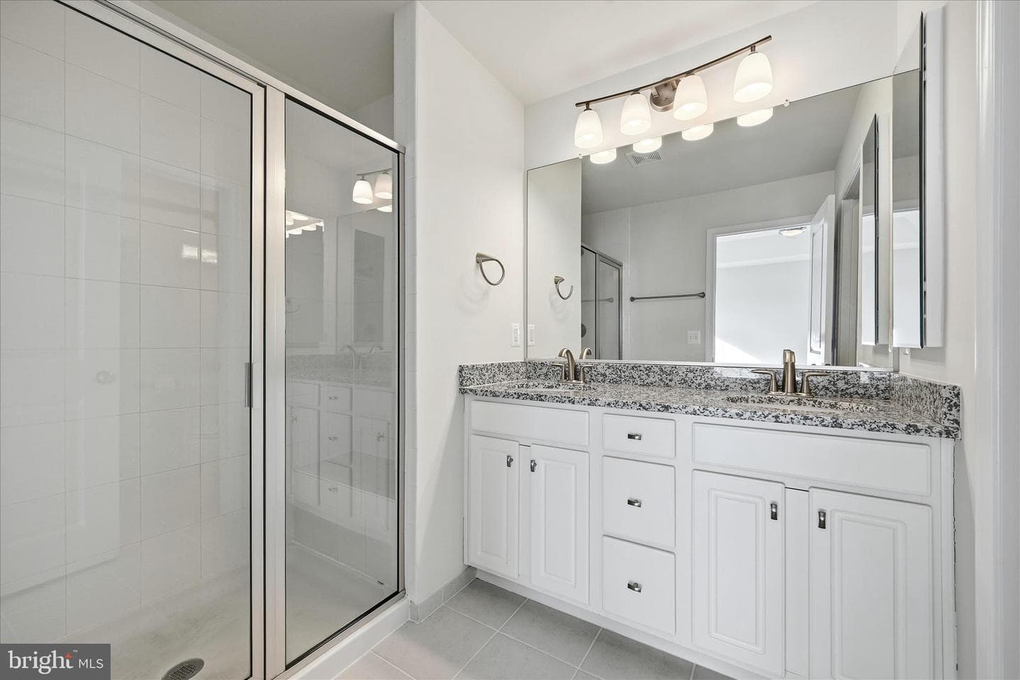 156 Solara Drive photo 38