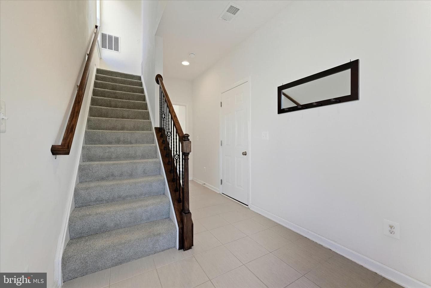 156 Solara Drive photo 6