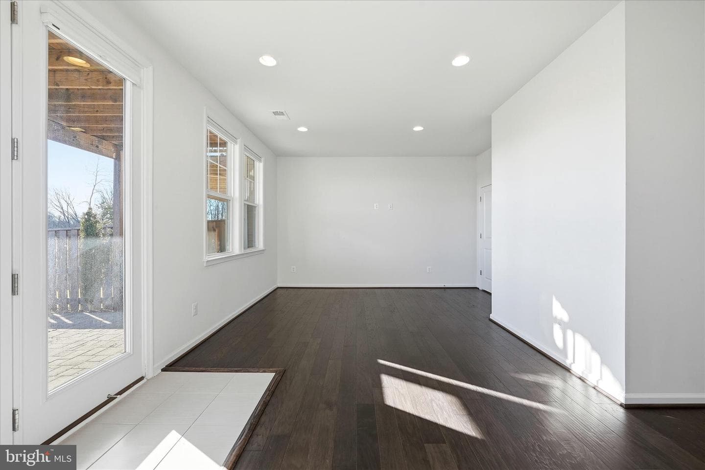 156 Solara Drive photo 9