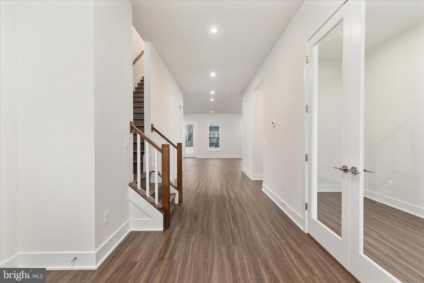 114 Heyford Drive photo 5