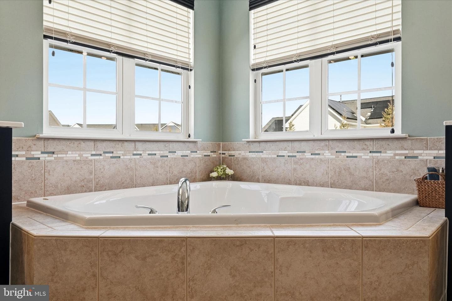105 Garret Court photo 38