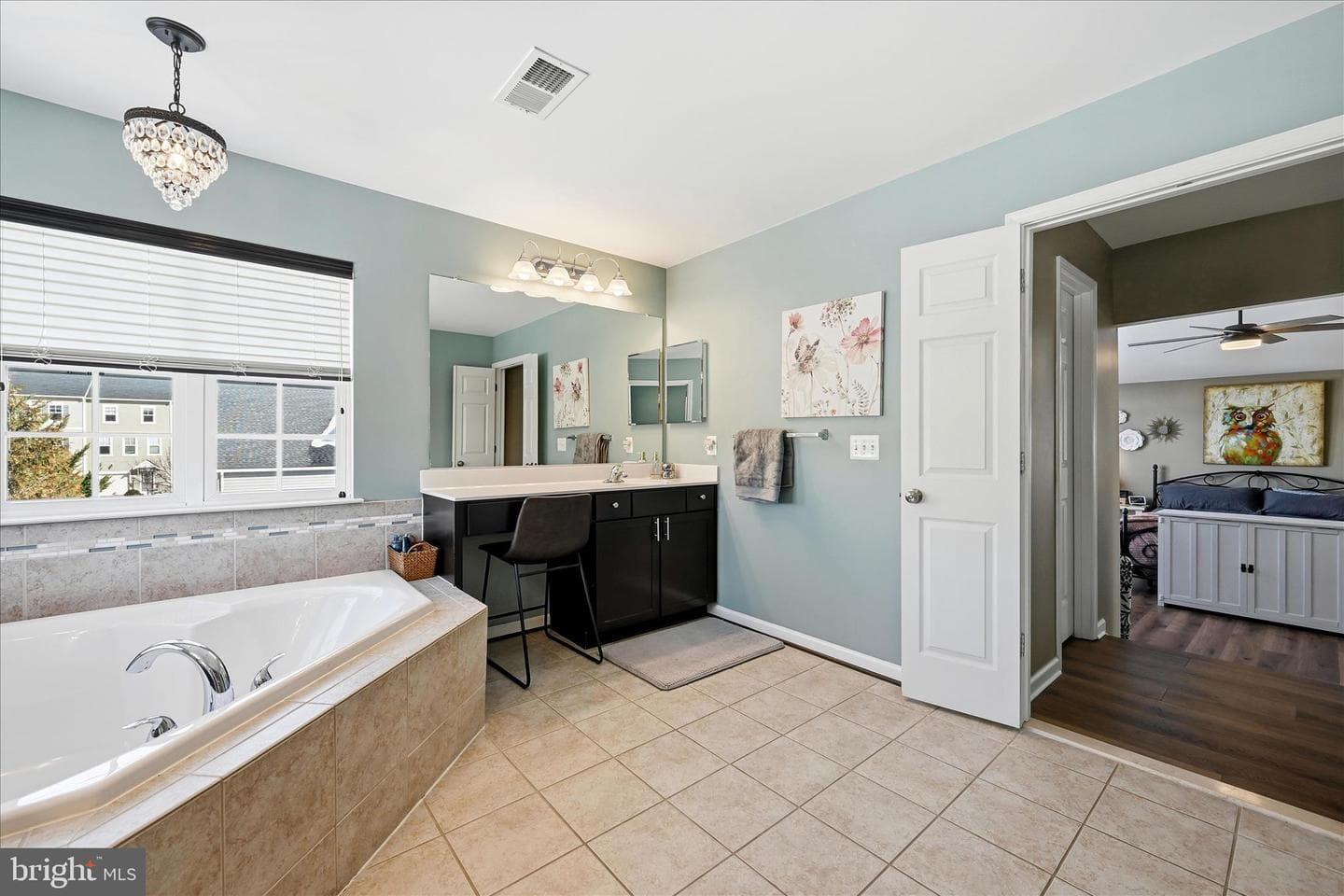 105 Garret Court photo 39