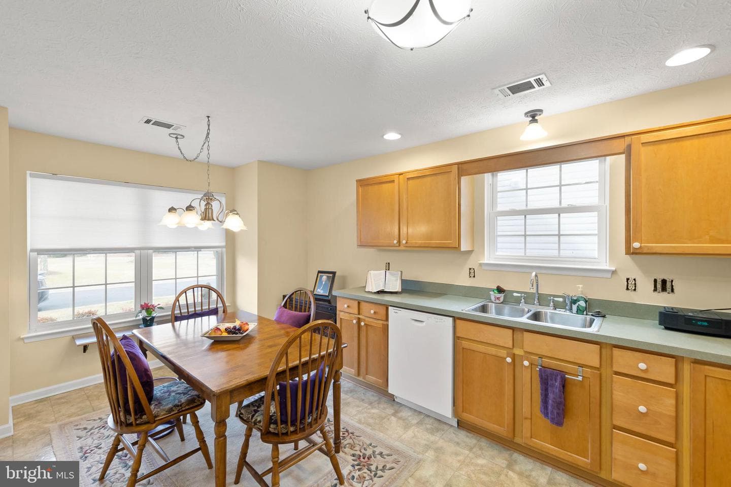 209 Cranberry Court photo 4