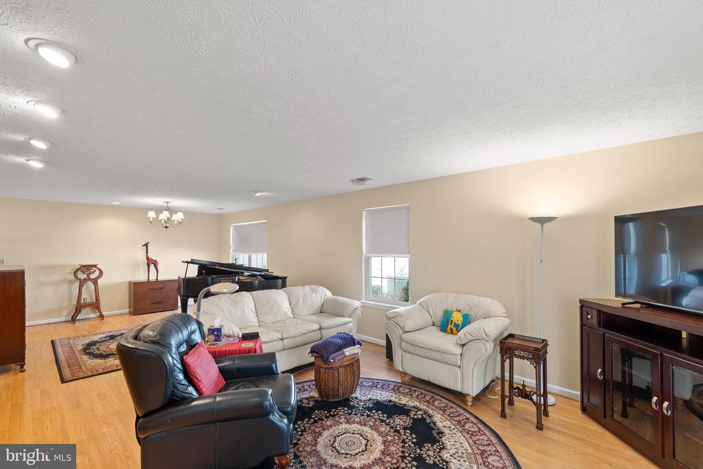 209 Cranberry Court photo 7