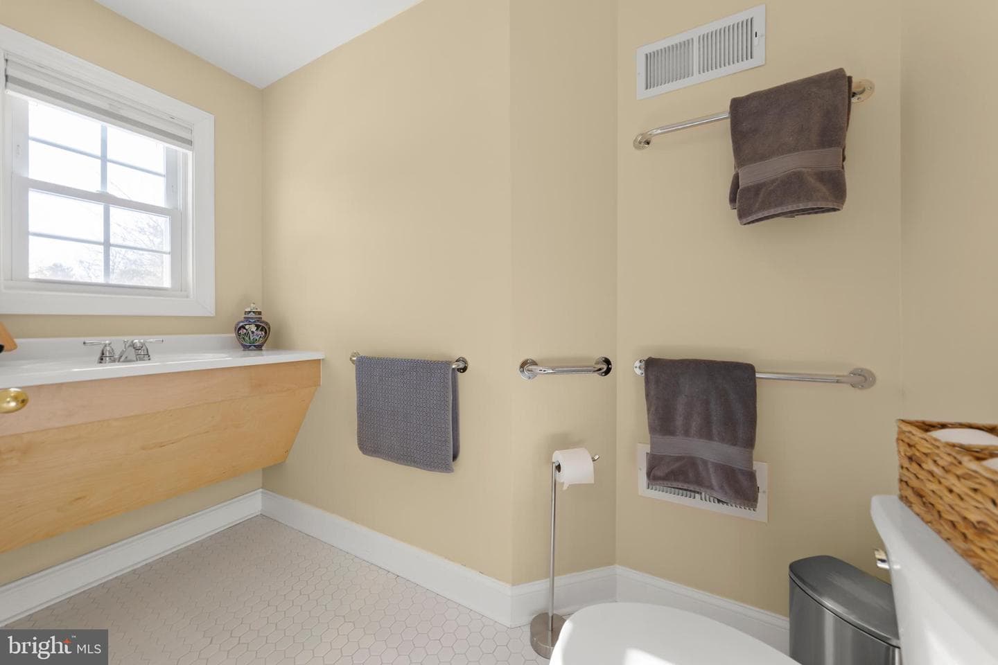 116 Wickham Terrace photo 35